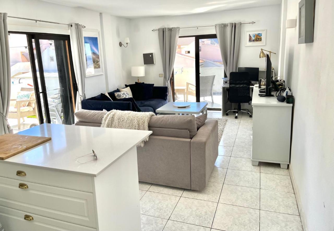 Sea View Penthouse With Large Terrace Apartamento Los Cristianos  Exterior foto